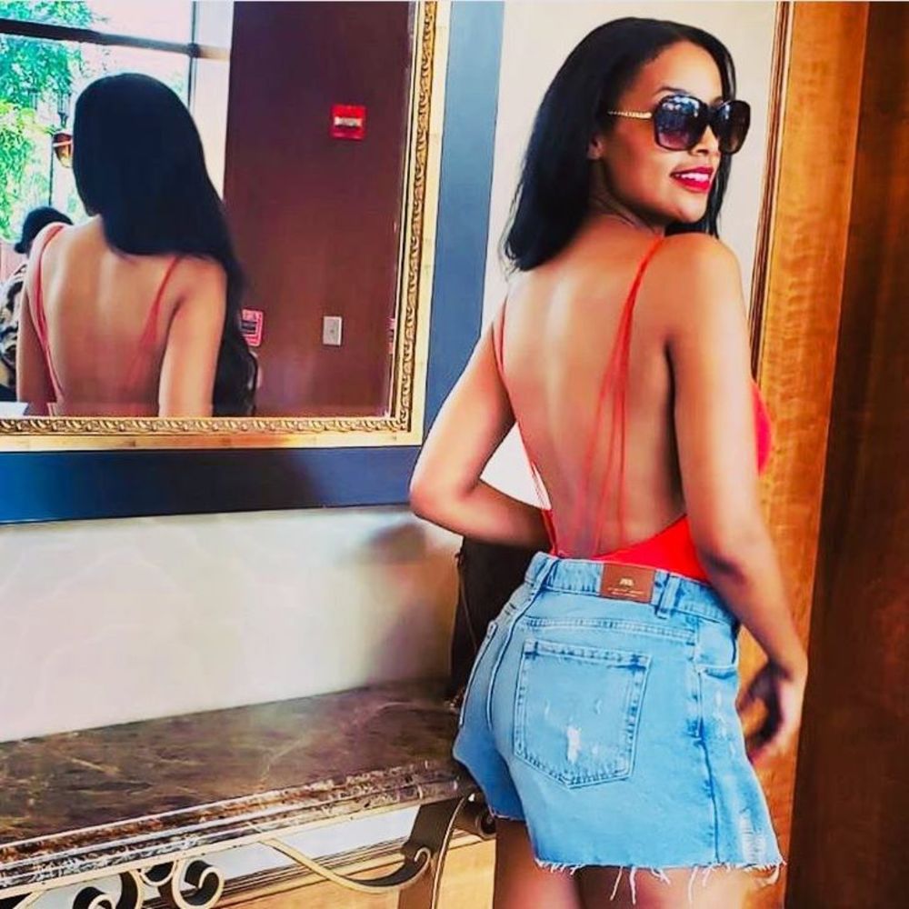 Meet your Posher, Beti